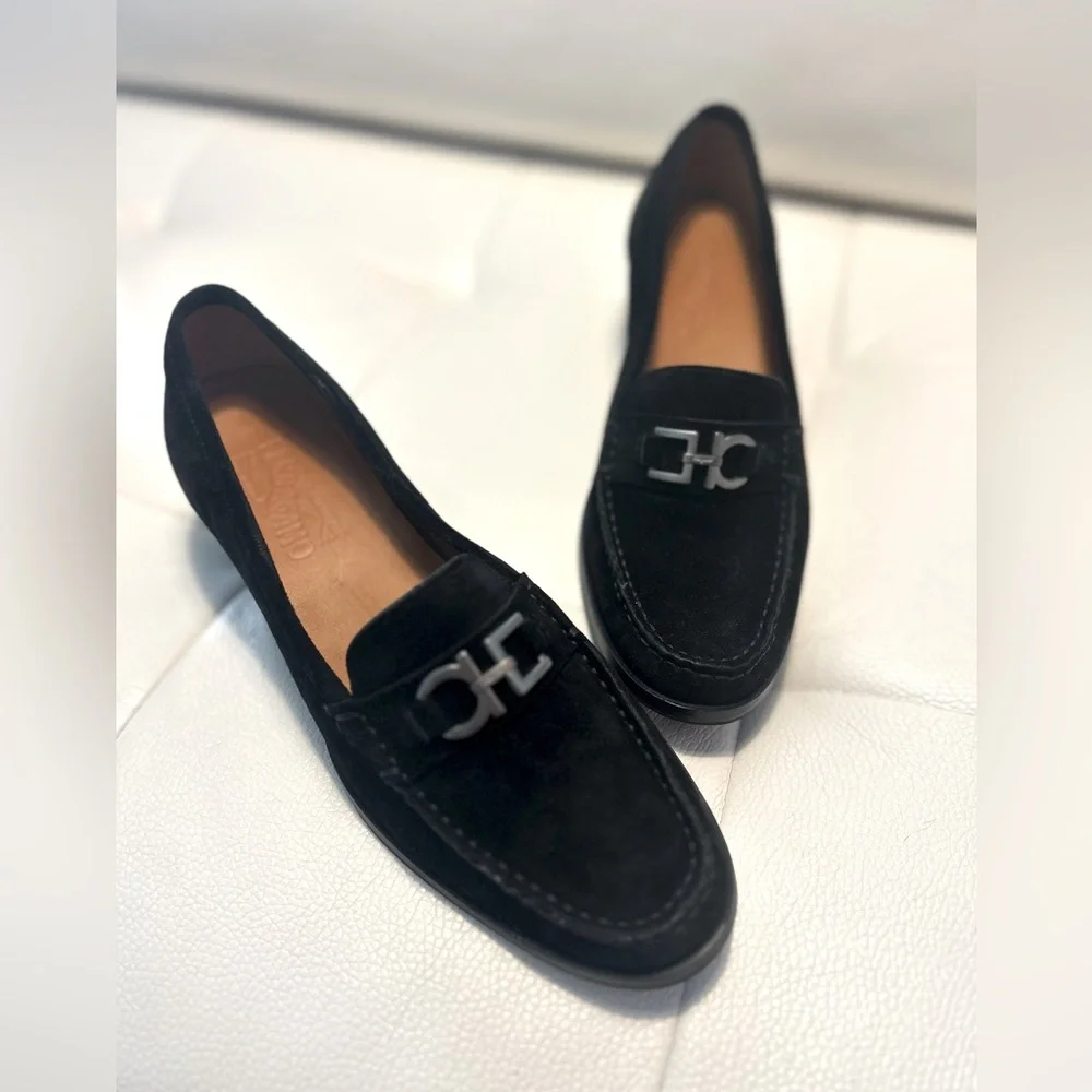 Ferragamo NEW!! Suede Stack Heel Loafer Sz. 8.5 B - Picture 3 of 9